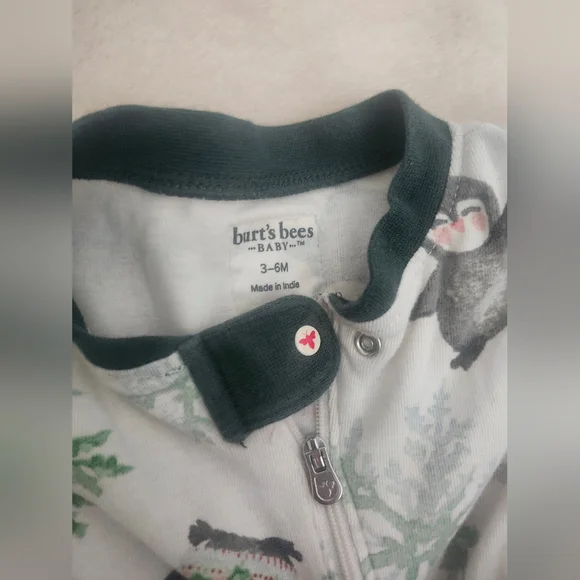 Burts Bees Baby Winter Penguin Print Kids Footie - Picture 2 of 2